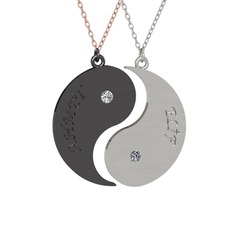 İsimli Yin Yang - Beyaz zirkon ve pırlanta 925 ayar siyah rodyum kaplama gümüş kolye (0.06 karat, 40 cm rose altın rolo zincir) #1z05h93