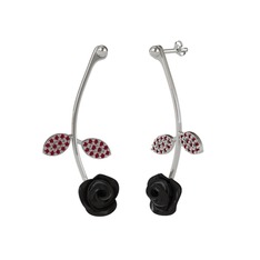 Kök yakut 925 ayar gümüş küpe (Siyah mineli)