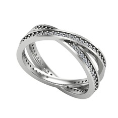 Beyaz zirkon ve swarovski 14 ayar beyaz altın yüzük