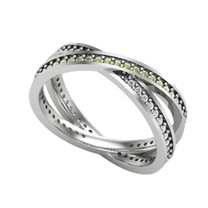 Peridot ve pırlanta 14 ayar beyaz altın yüzük (0.675 karat)