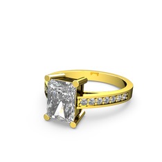 Beyaz zirkon ve pırlanta 8 ayar altın yüzük (0.21 karat)