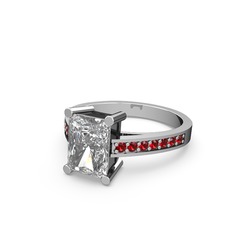 Swarovski ve garnet 18 ayar beyaz altın yüzük