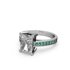 Swarovski ve yeşil kuvars 8 ayar beyaz altın yüzük